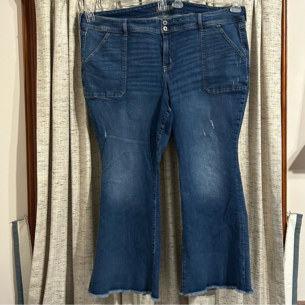 Torrid Vintage Stretch Mid-Rise Flare Jeans - 28 Short